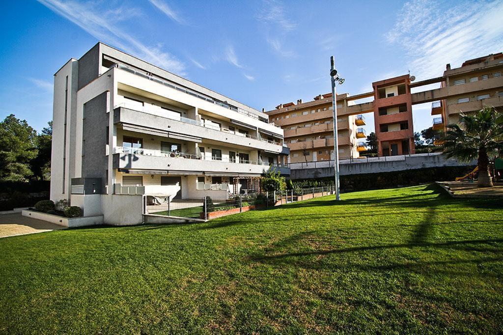 شقة J Tramuntana Planet Costa Dorada سالو المظهر الخارجي الصورة